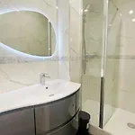 Lux Le Marais باريس