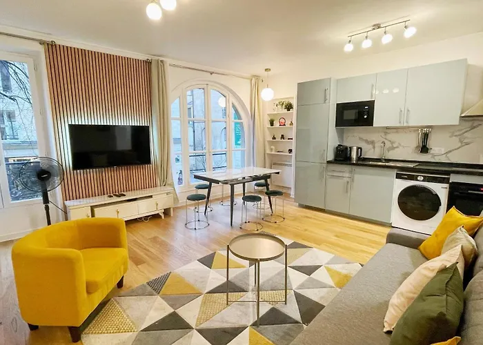 Lux Le Marais